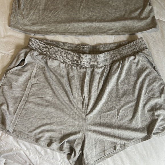 Heather Matching Set - Picture 4 of 8